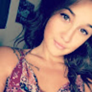 Meet your Posher, Cassie